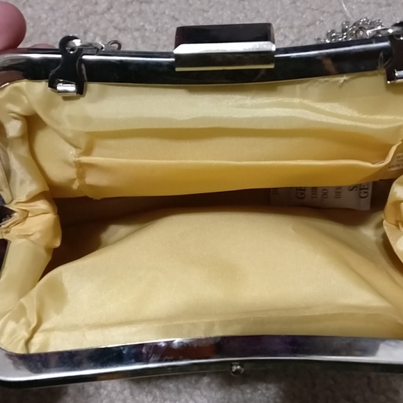 Purse - Picture 4 of 5